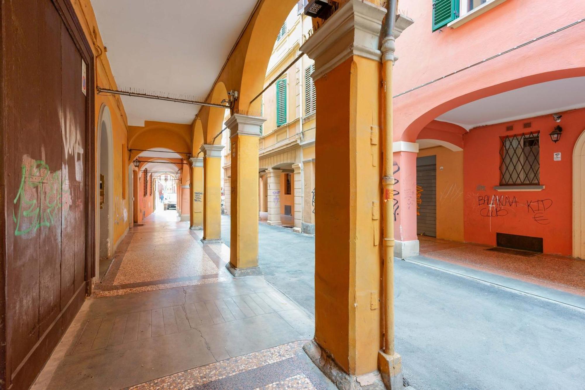 Borgo Cantarana Bologna Eksteriør billede